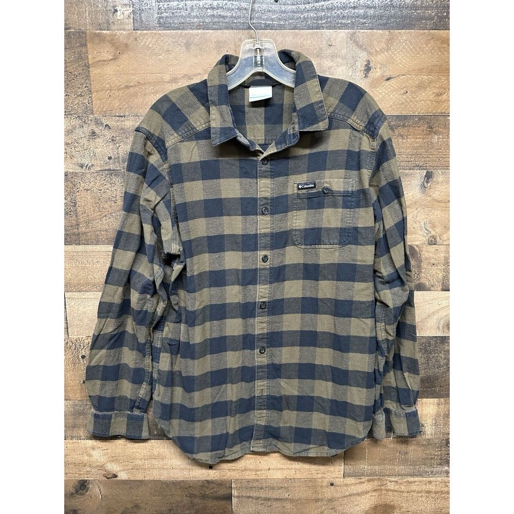 Columbia‎ Men's Long Sleeve Button Up Size Medium